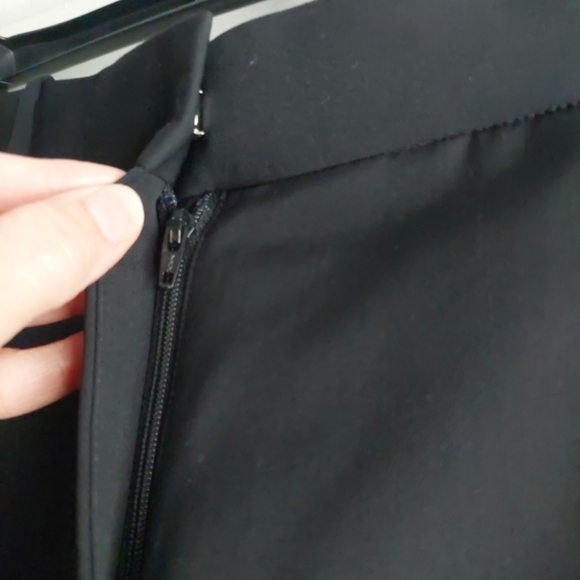 Everlane The Slim Wool Pleated Trouser Pant Black Sz 2 Minimalist NWOT - Picture 5 of 9